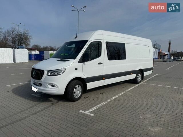 Белый Мерседес Sprinter, объемом двигателя 3 л и пробегом 69 тыс. км за 50569 $, фото 1 на Automoto.ua