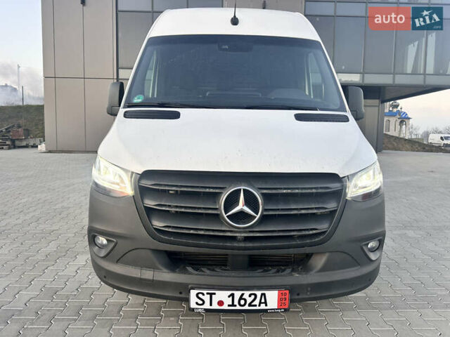 Білий Мерседес Sprinter, об'ємом двигуна 3 л та пробігом 170 тис. км за 67401 $, фото 1 на Automoto.ua