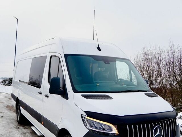 Белый Мерседес Sprinter, объемом двигателя 2.14 л и пробегом 999 тыс. км за 35000 $, фото 1 на Automoto.ua