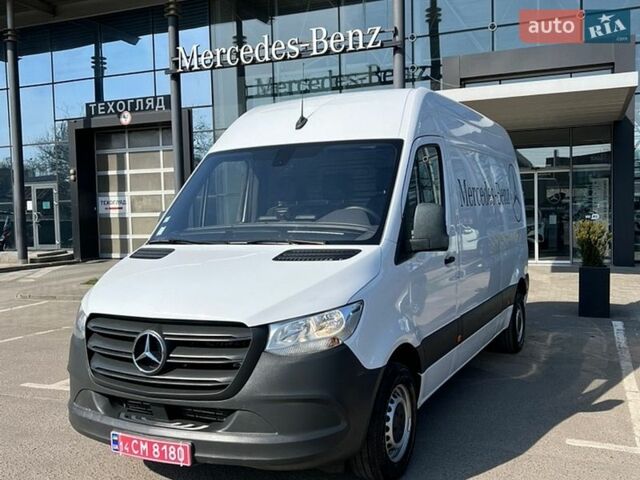 Белый Мерседес Sprinter, объемом двигателя 2.2 л и пробегом 234 тыс. км за 20800 $, фото 1 на Automoto.ua