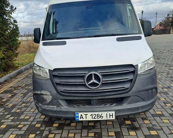 Білий Мерседес Sprinter, об'ємом двигуна 2.2 л та пробігом 450 тис. км за 19800 $, фото 1 на Automoto.ua