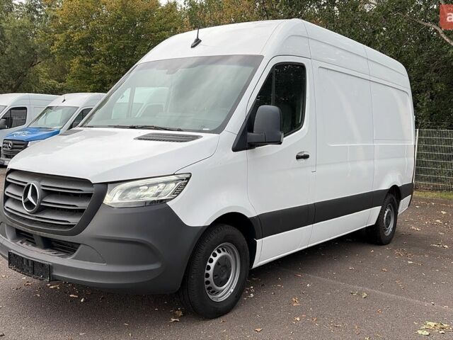 Белый Мерседес Sprinter, объемом двигателя 2.14 л и пробегом 240 тыс. км за 23900 $, фото 1 на Automoto.ua