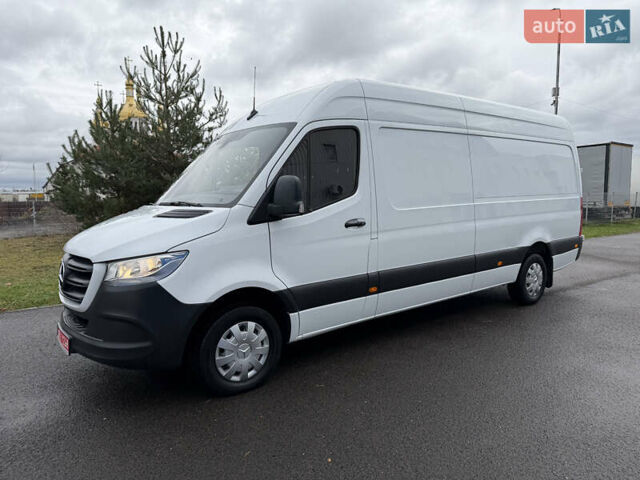Білий Мерседес Sprinter, об'ємом двигуна 1.95 л та пробігом 350 тис. км за 24900 $, фото 1 на Automoto.ua