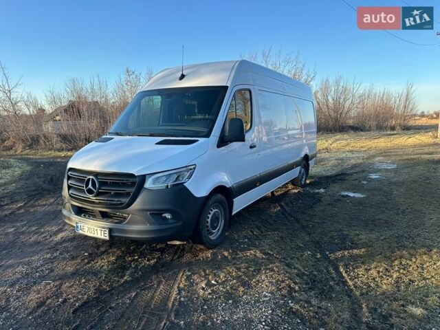 Белый Мерседес Sprinter, объемом двигателя 2.14 л и пробегом 254 тыс. км за 31000 $, фото 1 на Automoto.ua