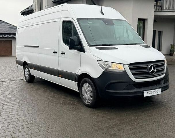 Білий Мерседес Sprinter, об'ємом двигуна 2.2 л та пробігом 214 тис. км за 25000 $, фото 1 на Automoto.ua