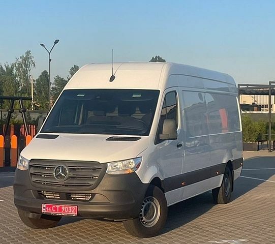 Білий Мерседес Sprinter, об'ємом двигуна 3 л та пробігом 206 тис. км за 40500 $, фото 1 на Automoto.ua