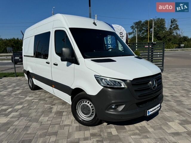 Белый Мерседес Sprinter, объемом двигателя 2.2 л и пробегом 259 тыс. км за 26700 $, фото 1 на Automoto.ua