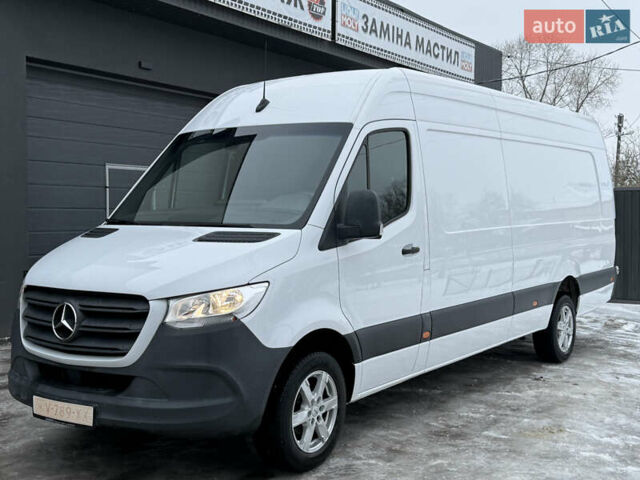 Білий Мерседес Sprinter, об'ємом двигуна 2.2 л та пробігом 374 тис. км за 29600 $, фото 1 на Automoto.ua