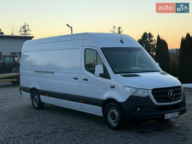 Белый Мерседес Sprinter, объемом двигателя 2.14 л и пробегом 333 тыс. км за 24000 $, фото 1 на Automoto.ua