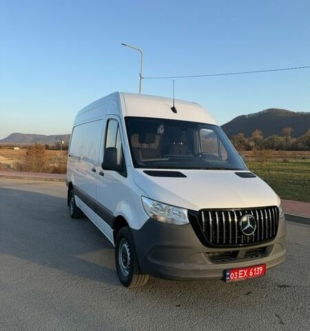 Білий Мерседес Sprinter, об'ємом двигуна 2.2 л та пробігом 330 тис. км за 28000 $, фото 1 на Automoto.ua