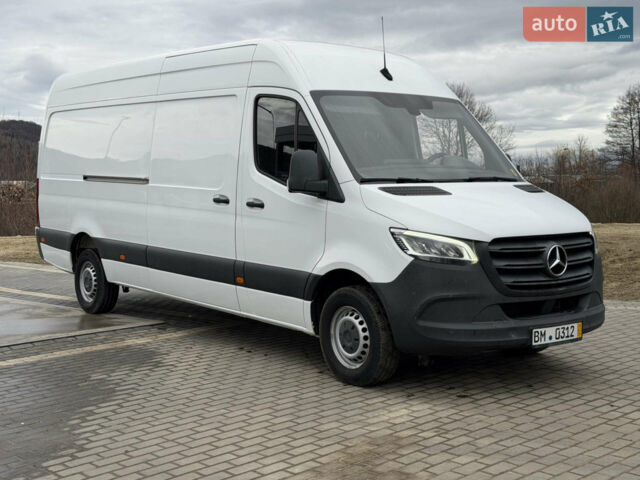 Белый Мерседес Sprinter, объемом двигателя 2.99 л и пробегом 274 тыс. км за 33950 $, фото 1 на Automoto.ua