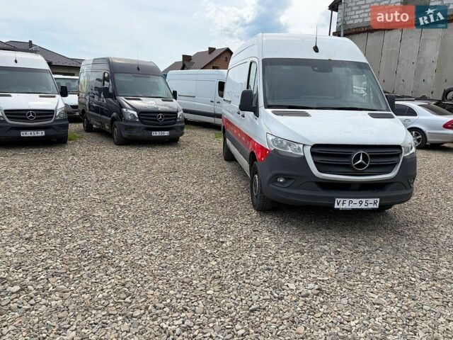 Белый Мерседес Sprinter, объемом двигателя 2.14 л и пробегом 325 тыс. км за 24800 $, фото 1 на Automoto.ua