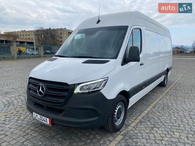 Белый Мерседес Sprinter, объемом двигателя 0 л и пробегом 269 тыс. км за 28000 $, фото 1 на Automoto.ua