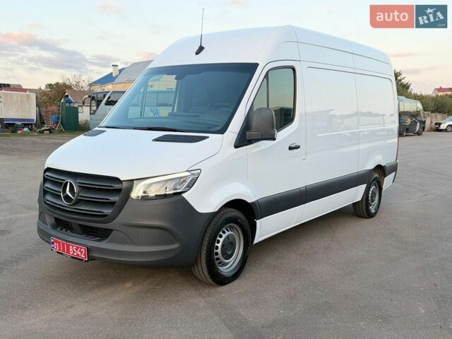 Белый Мерседес Sprinter, объемом двигателя 2.2 л и пробегом 265 тыс. км за 23900 $, фото 1 на Automoto.ua