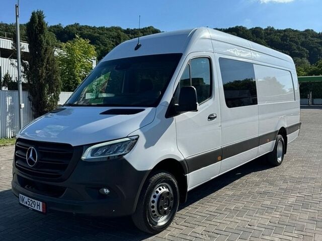 Белый Мерседес Sprinter, объемом двигателя 2.99 л и пробегом 167 тыс. км за 61852 $, фото 1 на Automoto.ua