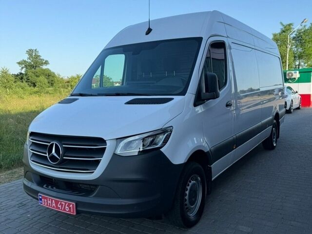 Белый Мерседес Sprinter, объемом двигателя 2.2 л и пробегом 160 тыс. км за 31500 $, фото 1 на Automoto.ua