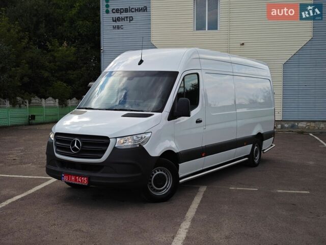 Белый Мерседес Sprinter, объемом двигателя 2 л и пробегом 208 тыс. км за 27300 $, фото 1 на Automoto.ua