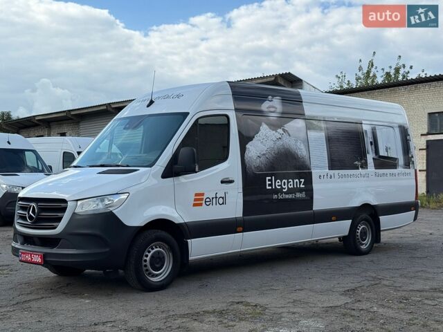 Белый Мерседес Sprinter, объемом двигателя 2.2 л и пробегом 289 тыс. км за 26900 $, фото 1 на Automoto.ua