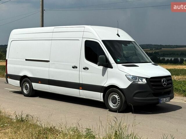 Белый Мерседес Sprinter, объемом двигателя 2.14 л и пробегом 277 тыс. км за 23650 $, фото 1 на Automoto.ua