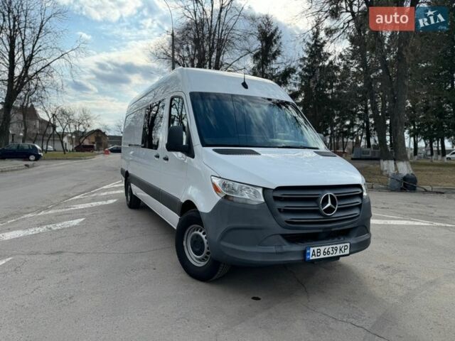 Белый Мерседес Sprinter, объемом двигателя 3 л и пробегом 24 тыс. км за 46999 $, фото 1 на Automoto.ua