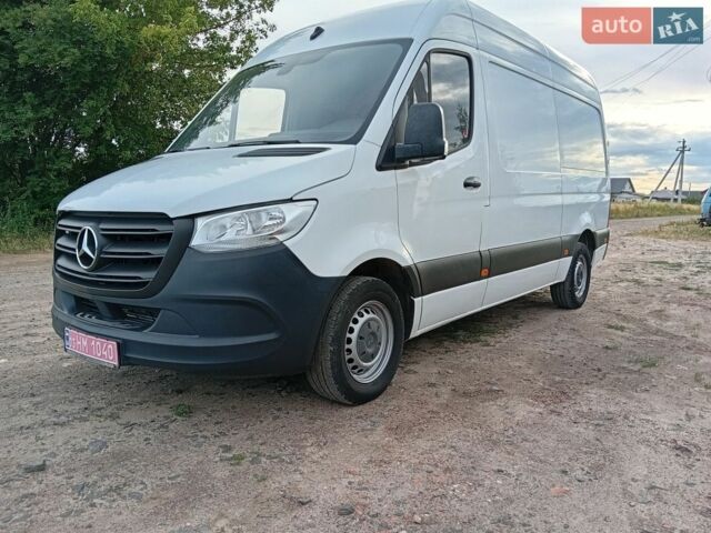 Белый Мерседес Sprinter, объемом двигателя 2.2 л и пробегом 89 тыс. км за 22500 $, фото 1 на Automoto.ua
