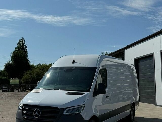 Белый Мерседес Sprinter, объемом двигателя 2.99 л и пробегом 120 тыс. км за 40800 $, фото 1 на Automoto.ua