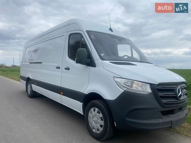 Белый Мерседес Sprinter, объемом двигателя 2.14 л и пробегом 291 тыс. км за 28500 $, фото 1 на Automoto.ua