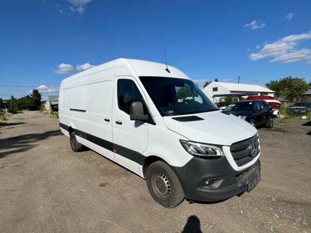 Белый Мерседес Sprinter, объемом двигателя 3 л и пробегом 440 тыс. км за 44500 $, фото 1 на Automoto.ua