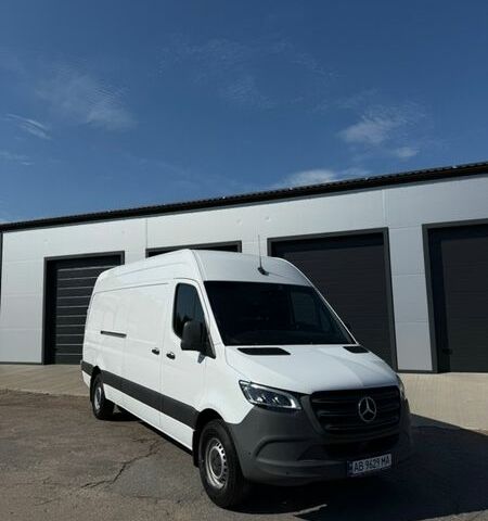 Белый Мерседес Sprinter, объемом двигателя 2.99 л и пробегом 121 тыс. км за 42900 $, фото 1 на Automoto.ua
