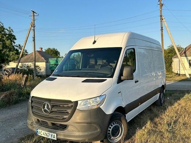Білий Мерседес Sprinter, об'ємом двигуна 0 л та пробігом 35 тис. км за 20000 $, фото 1 на Automoto.ua