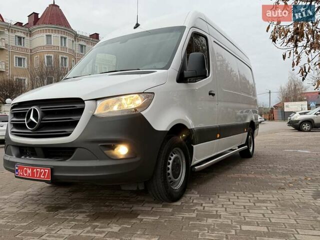 Белый Мерседес Sprinter, объемом двигателя 2 л и пробегом 210 тыс. км за 29850 $, фото 1 на Automoto.ua