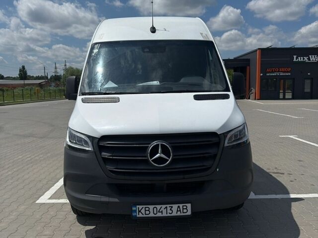 Белый Мерседес Sprinter, объемом двигателя 2.14 л и пробегом 323 тыс. км за 23000 $, фото 1 на Automoto.ua