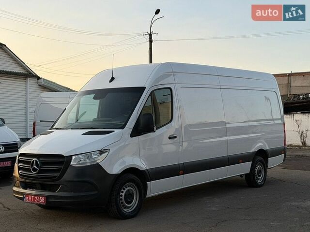Белый Мерседес Sprinter, объемом двигателя 2.99 л и пробегом 287 тыс. км за 34500 $, фото 1 на Automoto.ua