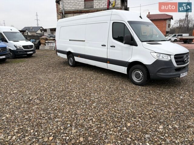 Белый Мерседес Sprinter, объемом двигателя 1.95 л и пробегом 338 тыс. км за 24900 $, фото 1 на Automoto.ua