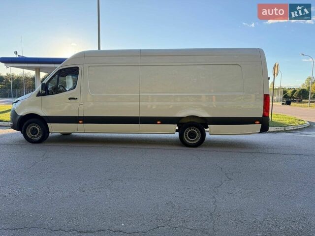 Белый Мерседес Sprinter, объемом двигателя 2 л и пробегом 271 тыс. км за 27899 $, фото 1 на Automoto.ua