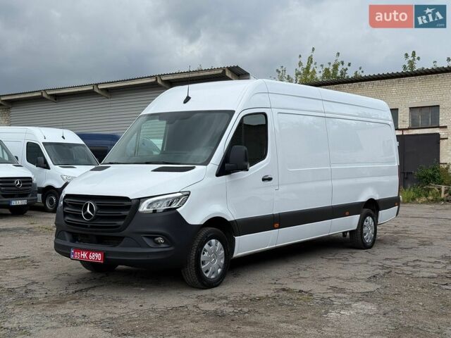 Белый Мерседес Sprinter, объемом двигателя 2 л и пробегом 198 тыс. км за 26900 $, фото 1 на Automoto.ua