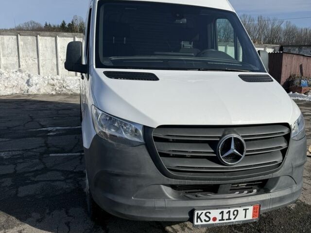Белый Мерседес Sprinter, объемом двигателя 3 л и пробегом 31 тыс. км за 36000 $, фото 1 на Automoto.ua