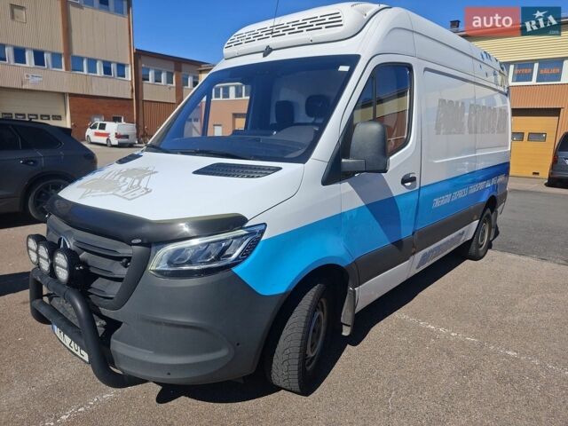 Білий Мерседес Sprinter, об'ємом двигуна 2 л та пробігом 240 тис. км за 34900 $, фото 1 на Automoto.ua