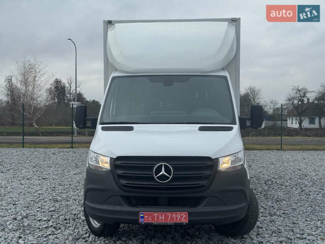 Белый Мерседес Sprinter, объемом двигателя 0 л и пробегом 335 тыс. км за 28500 $, фото 1 на Automoto.ua