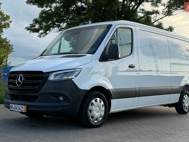 Белый Мерседес Sprinter, объемом двигателя 2.2 л и пробегом 261 тыс. км за 24900 $, фото 1 на Automoto.ua