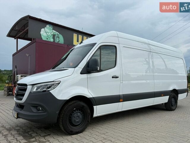 Белый Мерседес Sprinter, объемом двигателя 1.95 л и пробегом 530 тыс. км за 31110 $, фото 1 на Automoto.ua