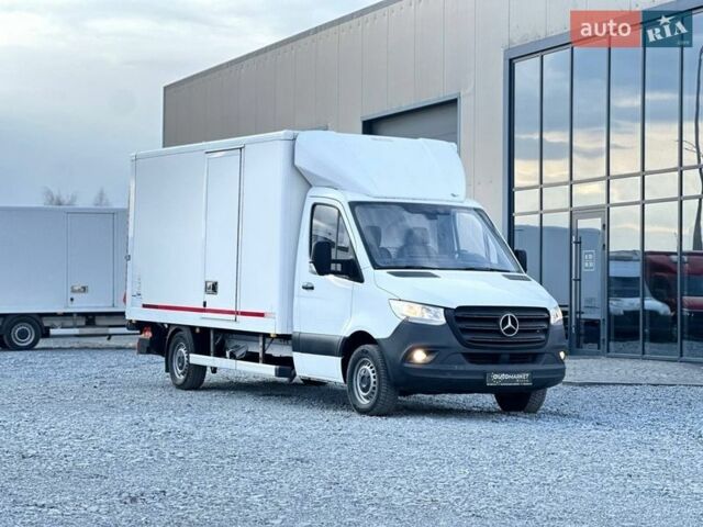 Белый Мерседес Sprinter, объемом двигателя 2.2 л и пробегом 104 тыс. км за 31900 $, фото 1 на Automoto.ua