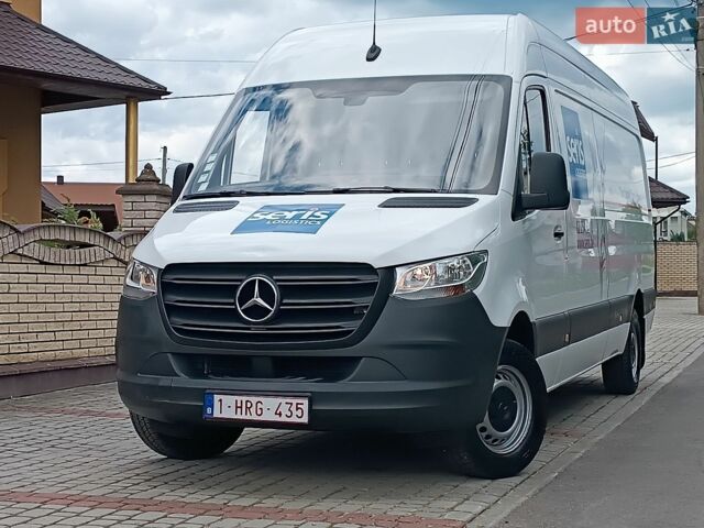 Белый Мерседес Sprinter, объемом двигателя 1.99 л и пробегом 250 тыс. км за 25950 $, фото 1 на Automoto.ua