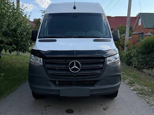 Белый Мерседес Sprinter, объемом двигателя 1.95 л и пробегом 8 тыс. км за 39950 $, фото 1 на Automoto.ua