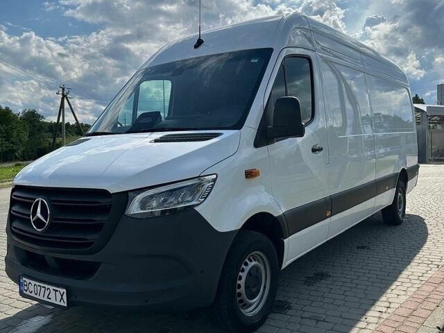 Белый Мерседес Sprinter, объемом двигателя 2 л и пробегом 75 тыс. км за 46687 $, фото 1 на Automoto.ua