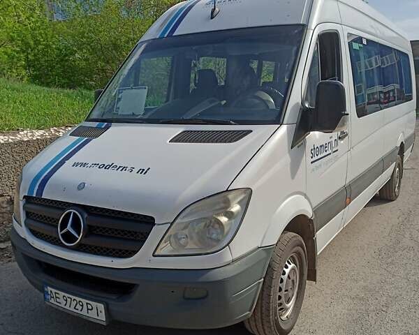 Білий Мерседес Sprinter, об'ємом двигуна 2.14 л та пробігом 100 тис. км за 22000 $, фото 1 на Automoto.ua