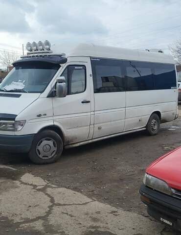 Белый Мерседес Sprinter, объемом двигателя 2.87 л и пробегом 705 тыс. км за 5700 $, фото 1 на Automoto.ua