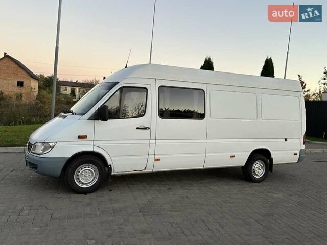 Білий Мерседес Sprinter, об'ємом двигуна 2.7 л та пробігом 580 тис. км за 8600 $, фото 1 на Automoto.ua