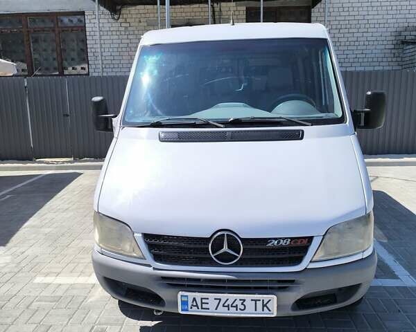 Білий Мерседес Sprinter, об'ємом двигуна 2.15 л та пробігом 360 тис. км за 6700 $, фото 1 на Automoto.ua