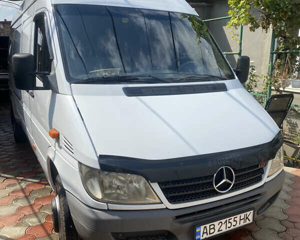 Білий Мерседес Sprinter, об'ємом двигуна 2.69 л та пробігом 630 тис. км за 13500 $, фото 1 на Automoto.ua